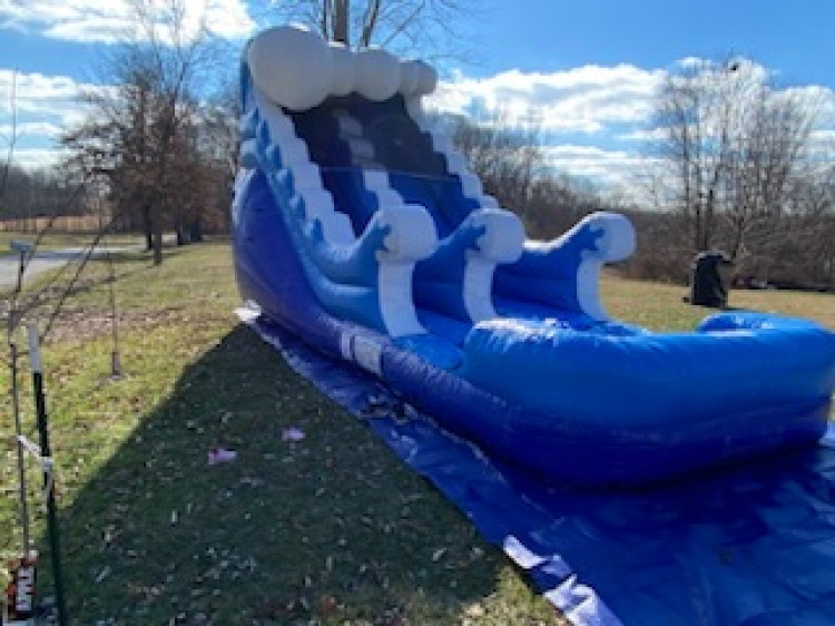 The Wave 14FT Water Slide